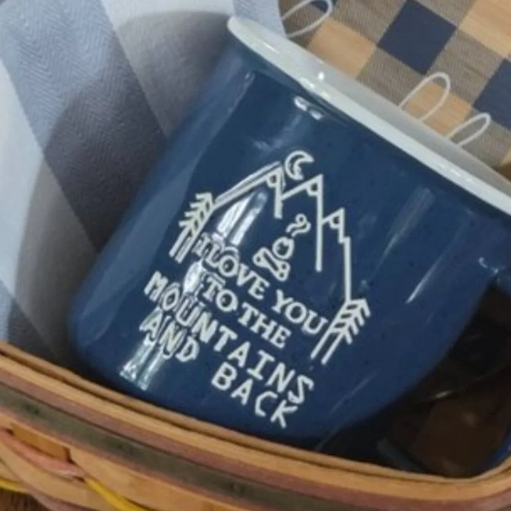 🎁❤️⭐🎁Positivity Mug Gift Set Bundle in a Vintage Green Wire Basket